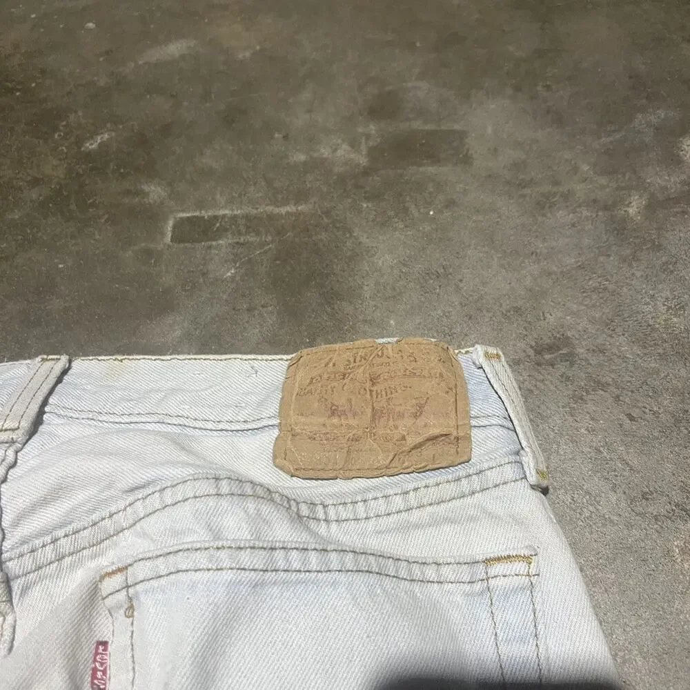 Vintage 80s Levi's 501 Light Wash Straight Leg Jeans 31x31
